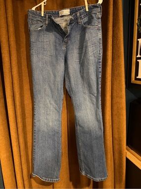 Levi's mid rise  Bootcut Jeans
